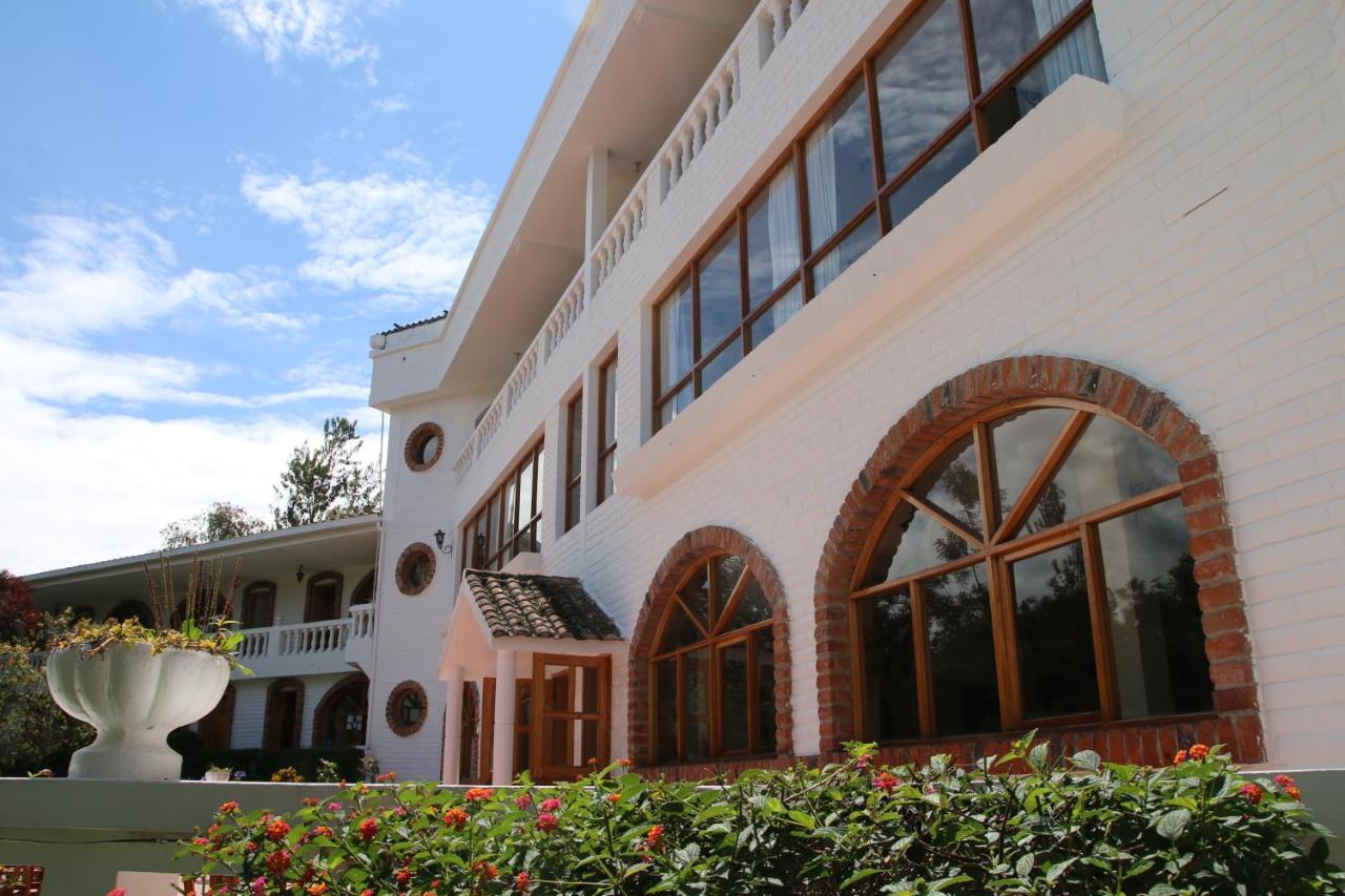 La Posada Del Quinde Otavalo Kültér fotó